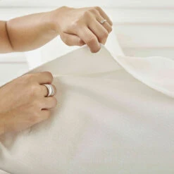 Lot De 2 Protèges Oreillers Tissu Coolmax® Anti-transpirant Et Respirant Qualité Hôtellerie De Luxe 7 Lot De 2 Protèges Oreillers Tissu Coolmax® Anti-transpirant Et Respirant Qualité Hôtellerie De Luxe -Magasin De Literie 3377720101872 po marin coolmax 65x65cm visuel 4 1