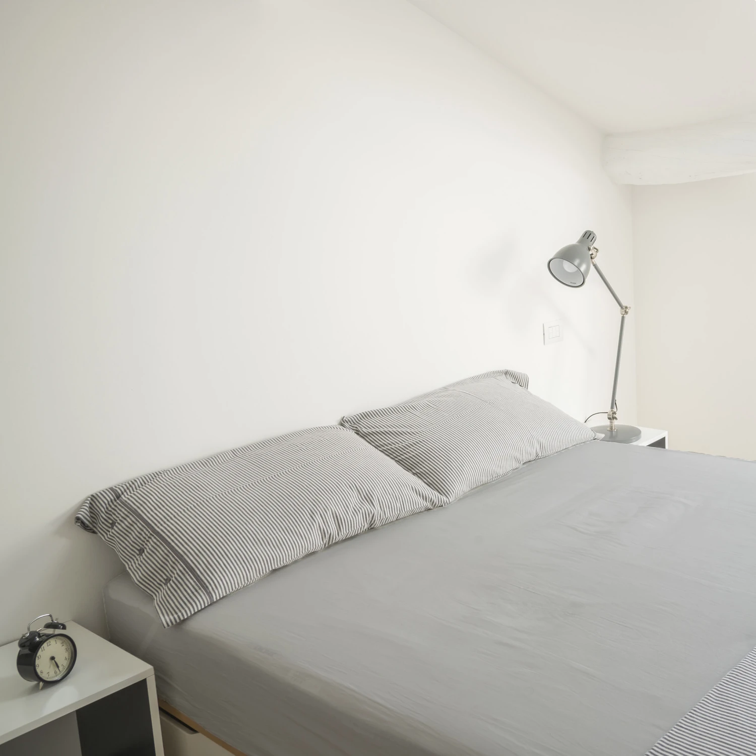 Drap Housse Gris Mastic 100% Coton Bonnet 30 Cm 5 Drap Housse Gris Mastic 100% Coton Bonnet 30 Cm – Image 3