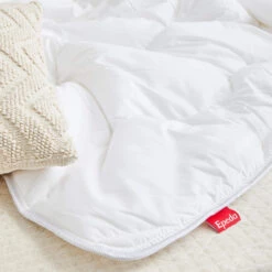 Couette Epeda Aloe Vera Mi-saison Anti-acariens 7 Couette Epeda Aloe Vera Mi-saison Anti-acariens -Magasin De Literie couette epeda aloe vera zoom