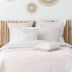 Couvre-lit Microfibre Lavée Matelassé Florette 240x220 Cm 18 Couvre-lit Microfibre Lavée Matelassé Florette 240x220 Cm -Magasin De Literie couvre lit florette blanc zoom