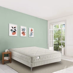 Matelas Simmons Ressorts Ensachés, Mousse, Lin Et Fibres Recyclées F1rst FR.2 -Magasin De Literie ens simmons first2 3 4 ambiance