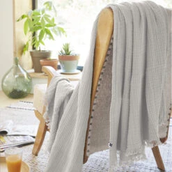Plaid Gaze De Coton à Franges Gris -Magasin De Literie gaia gris amb 2 plaid