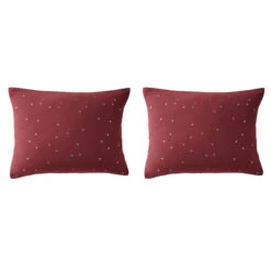 Lot De 2 Taies D'oreillers à Pois Brodés Double Gaze De Coton 36 Lot De 2 Taies D'oreillers à Pois Brodés Double Gaze De Coton -Magasin De Literie lot taie oreiller rectangle chic bordeaux fond blanc