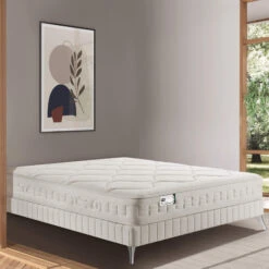 Matelas Simmons Ressorts Ensachés, Mousse à Mémoire De Forme, Lin Et Fibres Recyclées F1rst FR.3 13 Matelas Simmons Ressorts Ensachés, Mousse à Mémoire De Forme, Lin Et Fibres Recyclées F1rst FR.3 -Magasin De Literie matelas simmons first3 3 4 ambiance