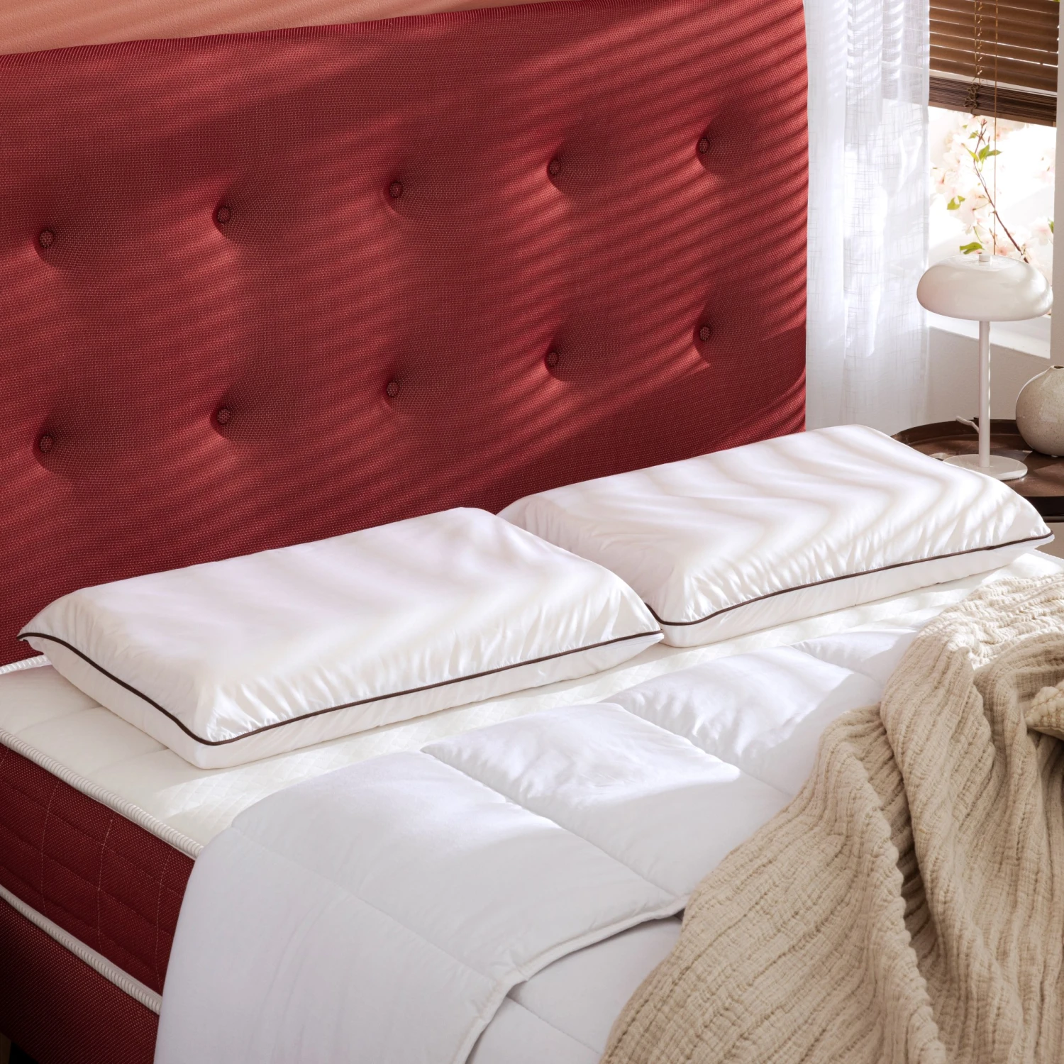 Lot De 2 Oreillers Ergonomiques Latex Naturel Et Taies D'oreillers Percale Someo 40x60 4 Lot De 2 Oreillers Ergonomiques Latex Naturel Et Taies D'oreillers Percale Someo 40x60 – Image 2