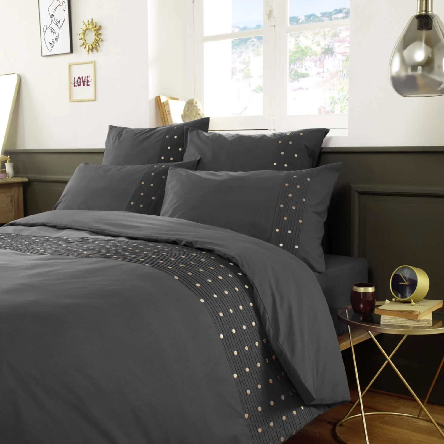 Parure De Lit Brodée Plis Religieuses Anthracite 4 Parure De Lit Brodée Plis Religieuses Anthracite – Image 2