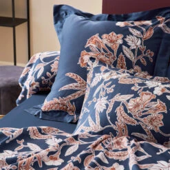 Parure De Lit Satin Botanic Nuit - Tradilinge 7 Parure De Lit Satin Botanic Nuit - Tradilinge -Magasin De Literie parure botanic nuit zoom 1