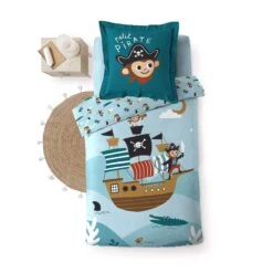 Parure De Lit Enfant Moussaillon 140x200 8 Parure De Lit Enfant Moussaillon 140x200 -Magasin De Literie parure de lit moussaillon vue dessus fond blanc