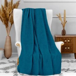 Plaid Cocooning 120x160 Cm -Magasin De Literie plaid soleildocre cocooning bleucanard ambiance