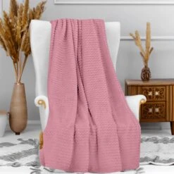 Plaid Cocooning 120x160 Cm -Magasin De Literie plaid soleildocre cocooning rose ambiance